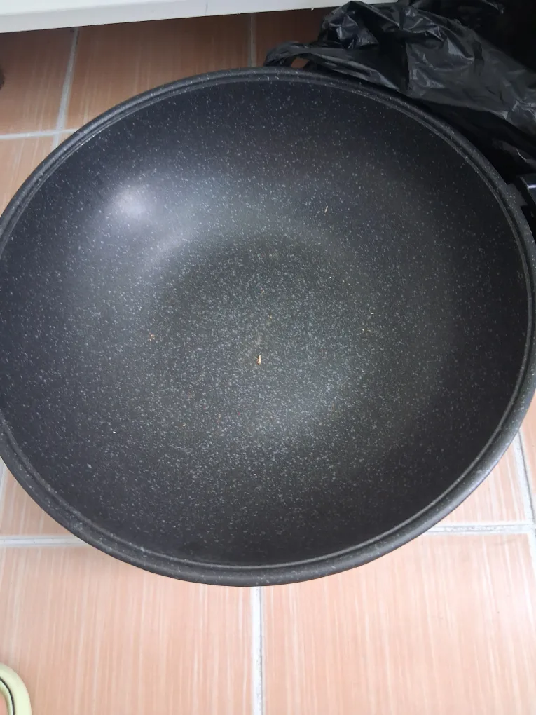 중고 웍 (뚜껑 포함)