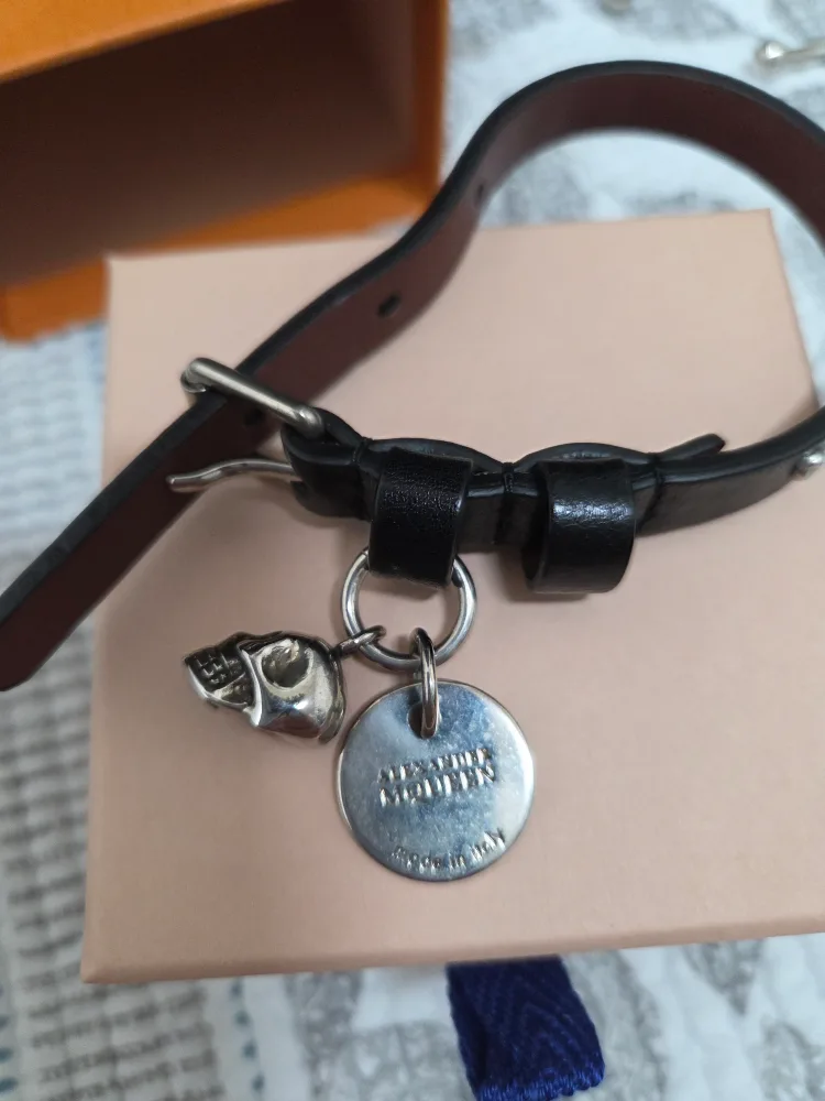 중고 알렉산더 맥퀸 스컬 팔찌