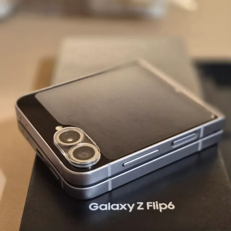 갤럭시 플립6 판매합니다 풀박스 512기가 용량넉넉