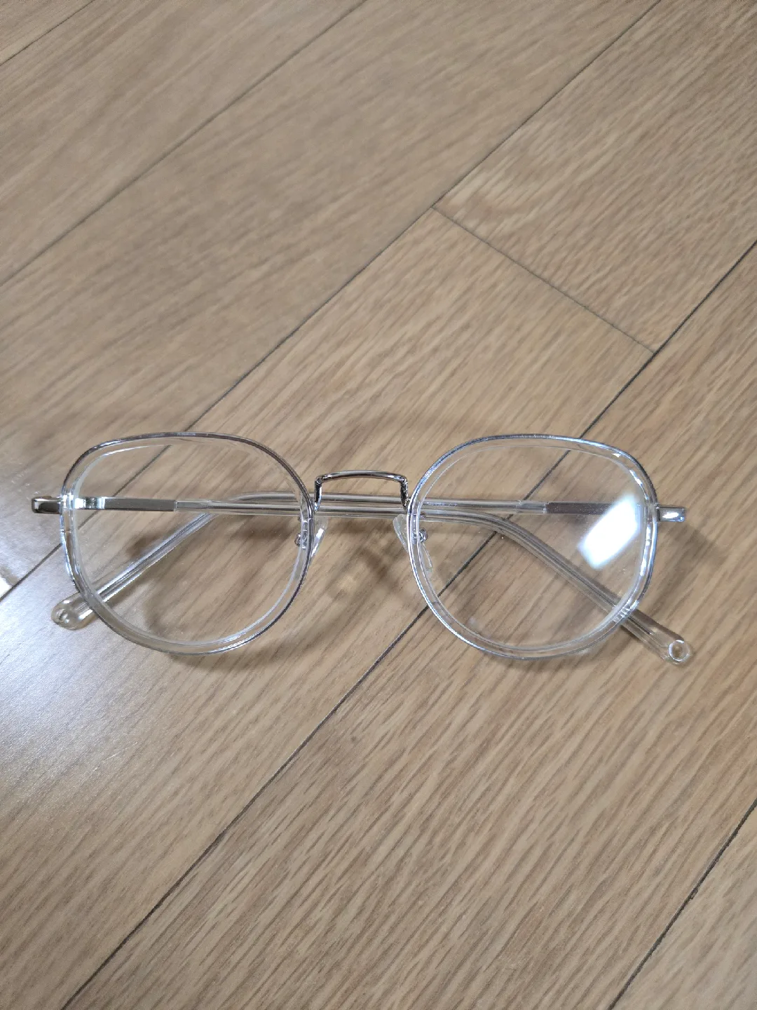 안경/선글라스 두 개 세트