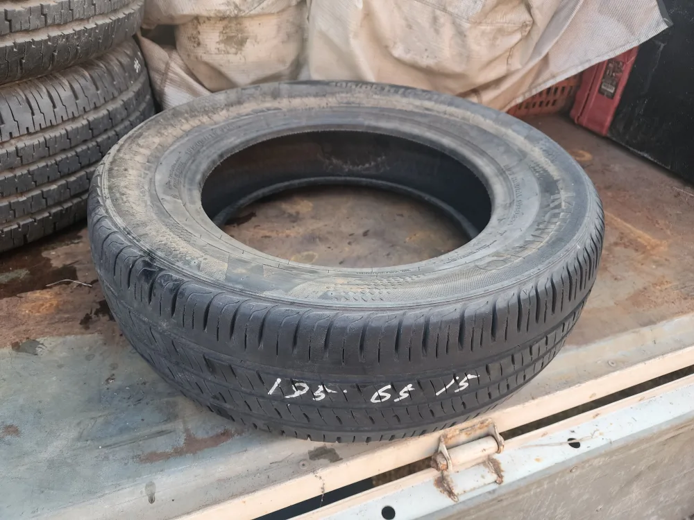 금호 솔루스 타이어 195/65R15