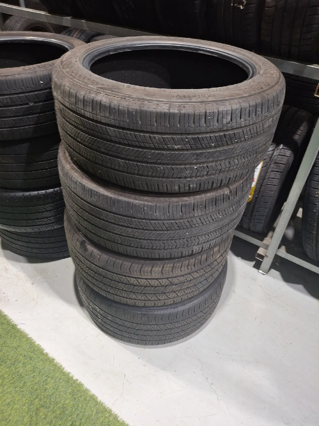 2554519 중고타이어