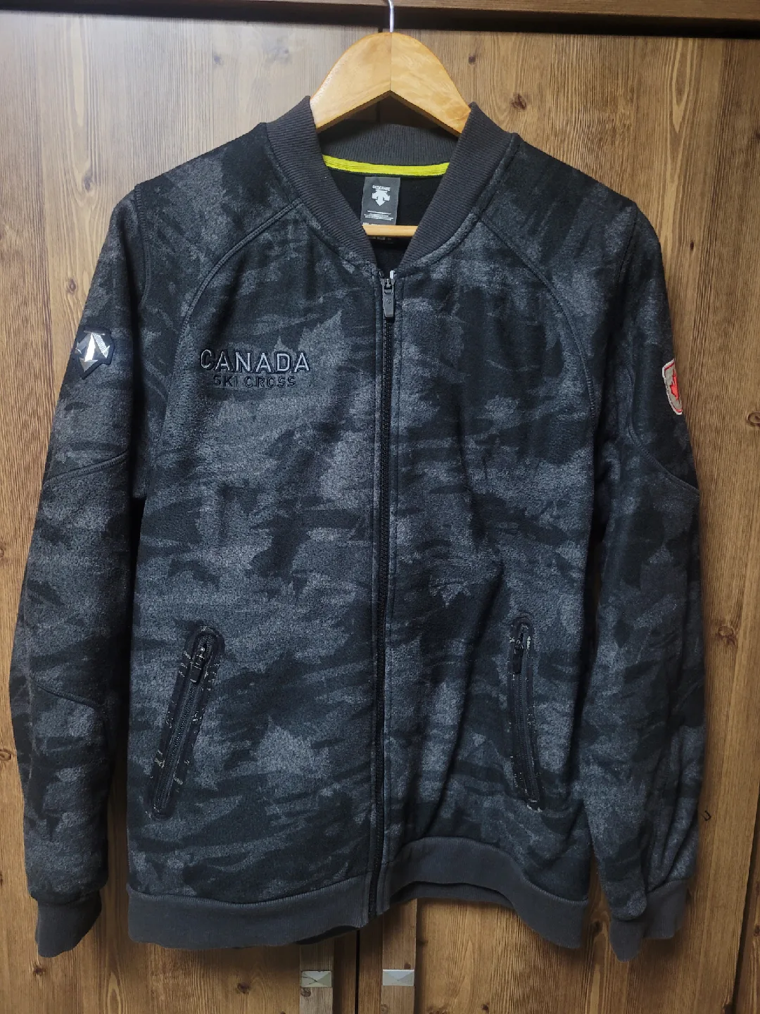 데상트 밀리터리 항공 점퍼 105싸이즈