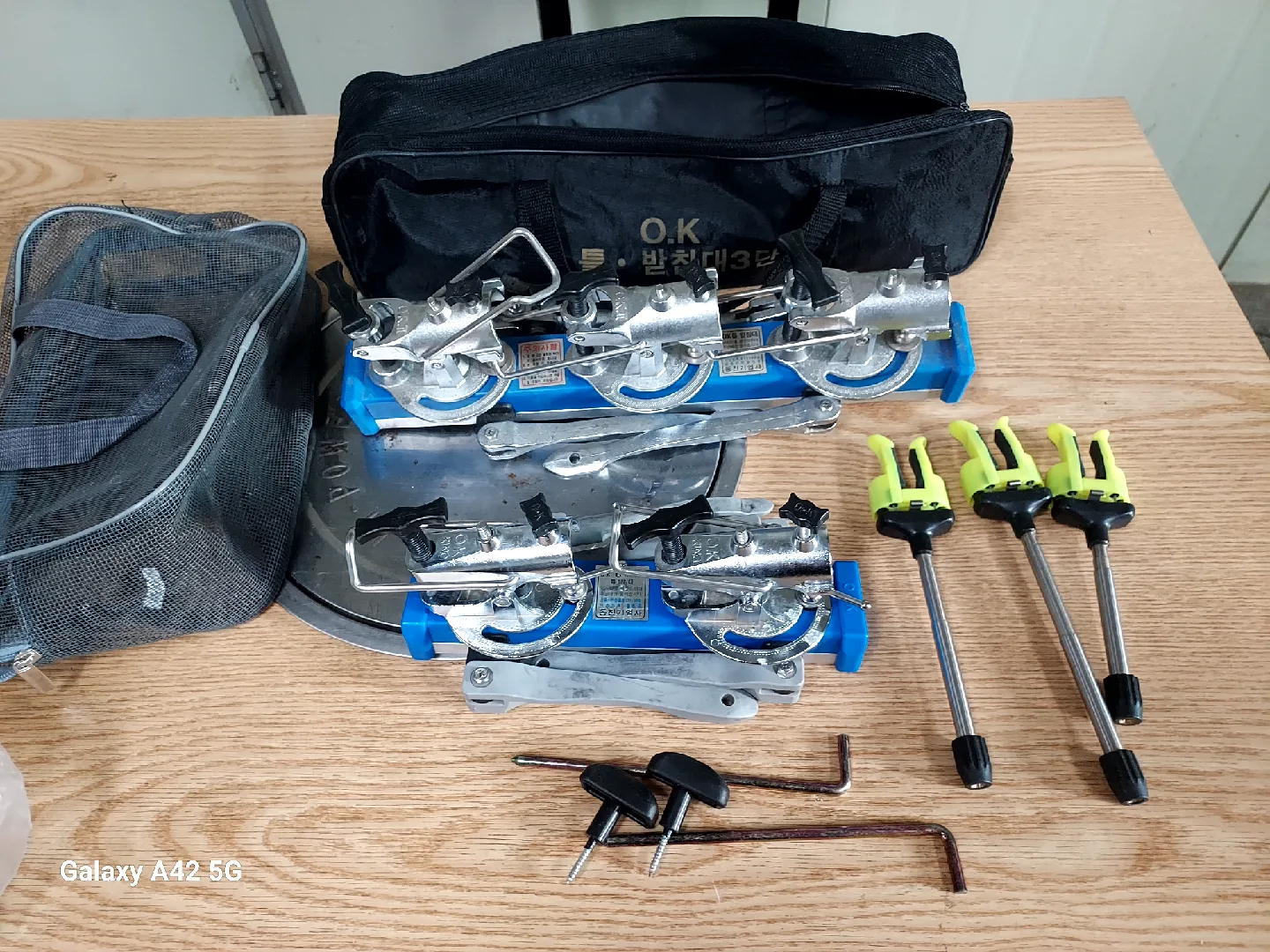 OK 3단 받침틀 낚시대 거치대