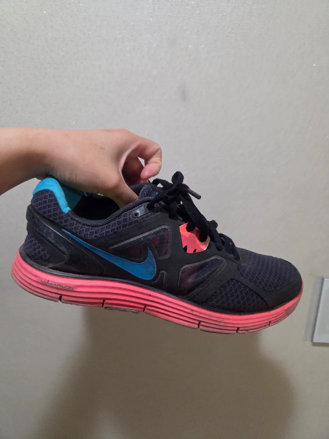 나이키 245 여성운동화 중고