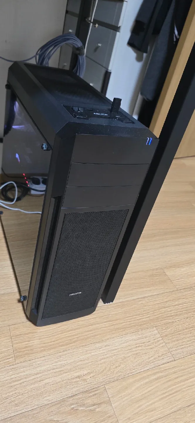 데스크탑 본체 i7-8700 GTX 1070 Ti