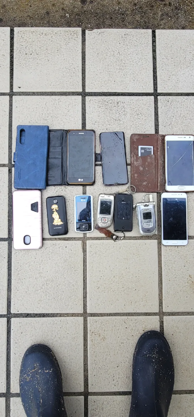 고장폰, 중고폰 팝니다