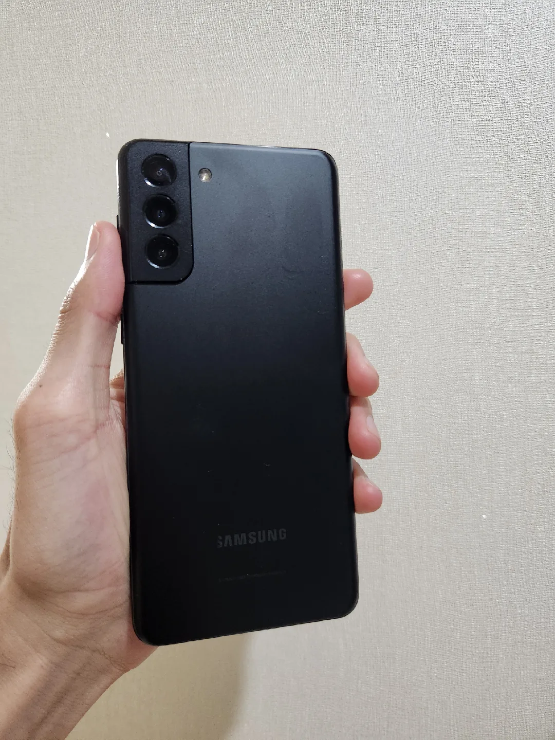 갤럭시 s21+ 중고폰 싸게 팝니다.