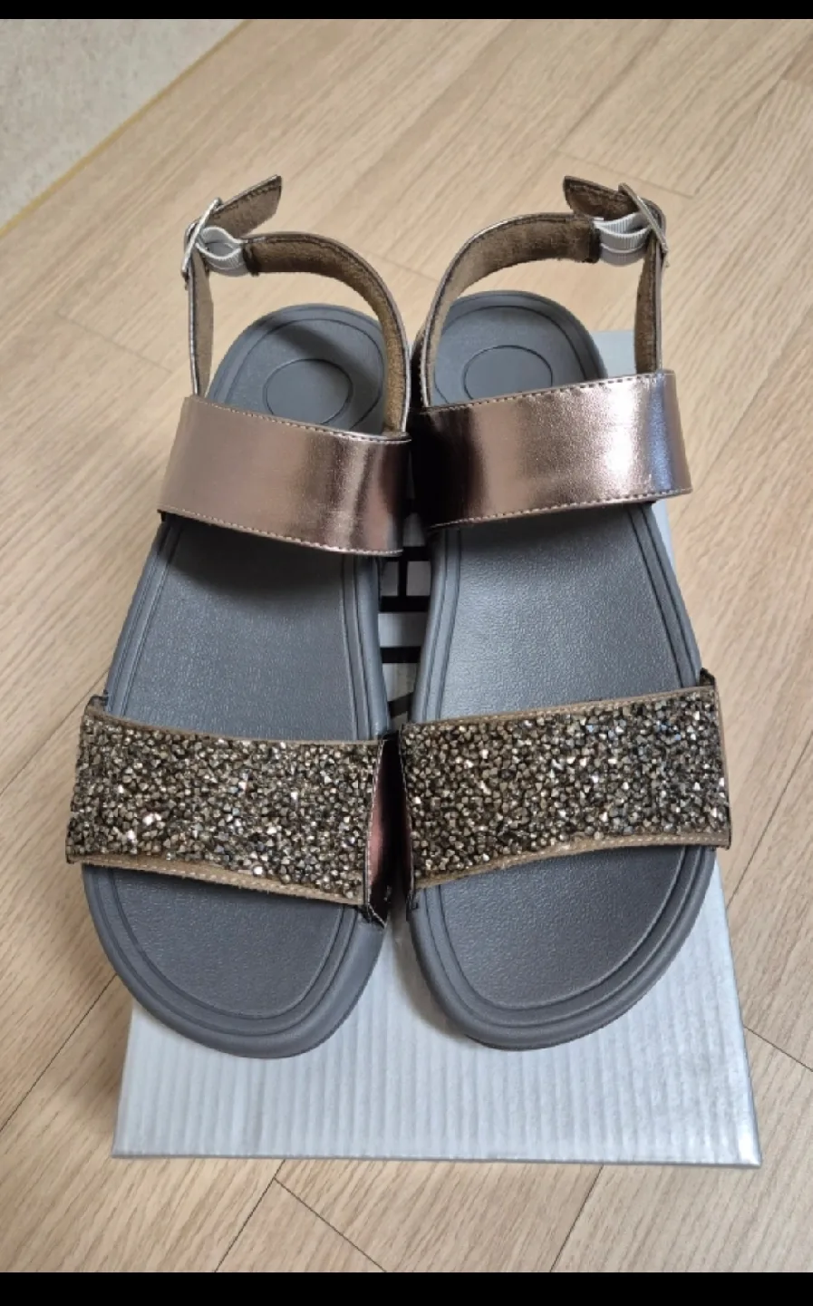 소가죽 샌들 중고 5회