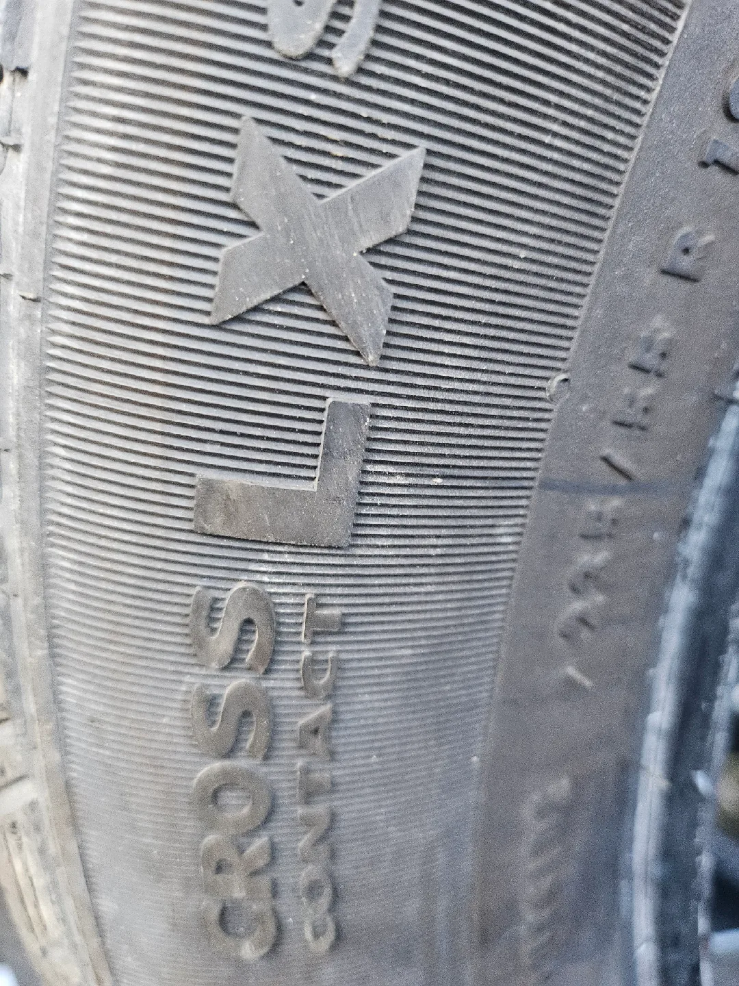 235 55 19  콘티(수입) 중고