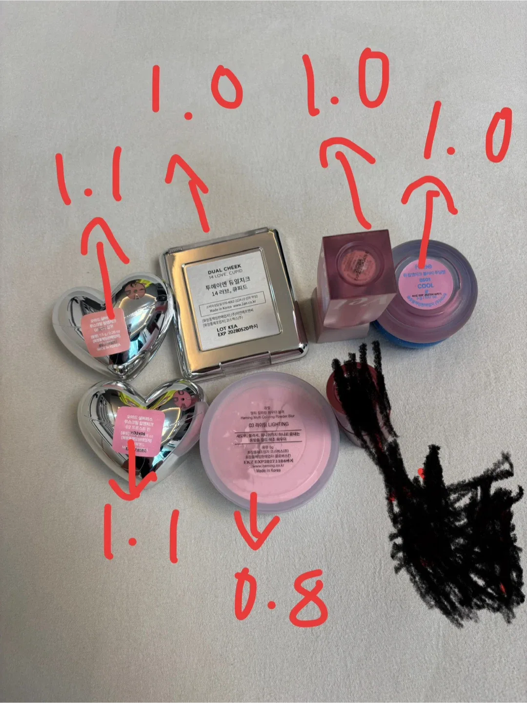 화장품 이것저것 한두번 쓴거 팔아요