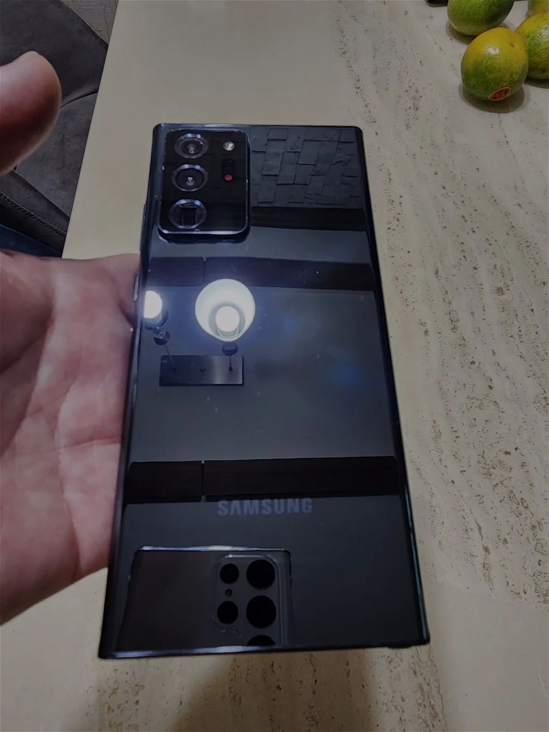 갤럭시 노트20 울트라 블랙 256GB, 카메라테두리 살짝 사용감 있음