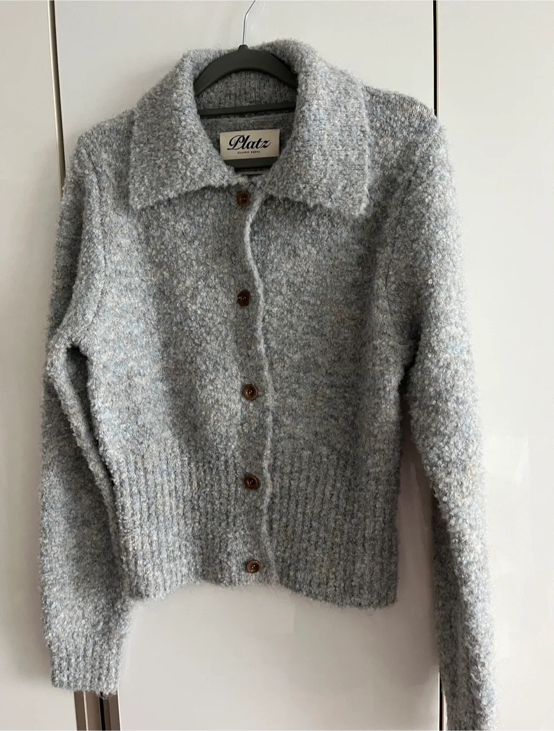 고퀄리티 부클 카라 가디건 (새상품)