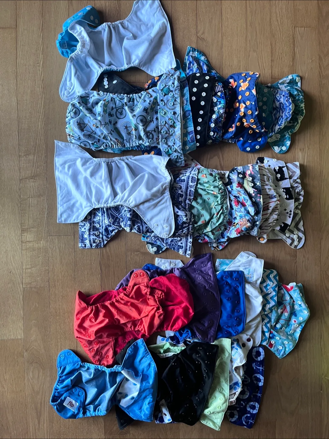 재사용 조절형 기저귀 커버 – 중고, 실용적인 선택