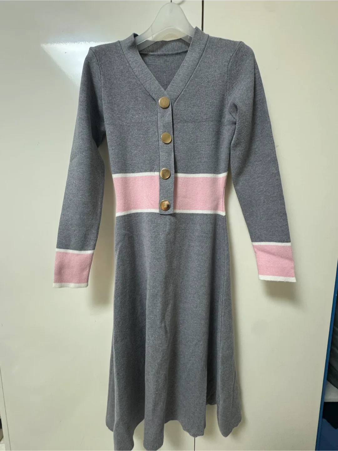 아뜨랑스 회색 니트원피스 프리사잊.