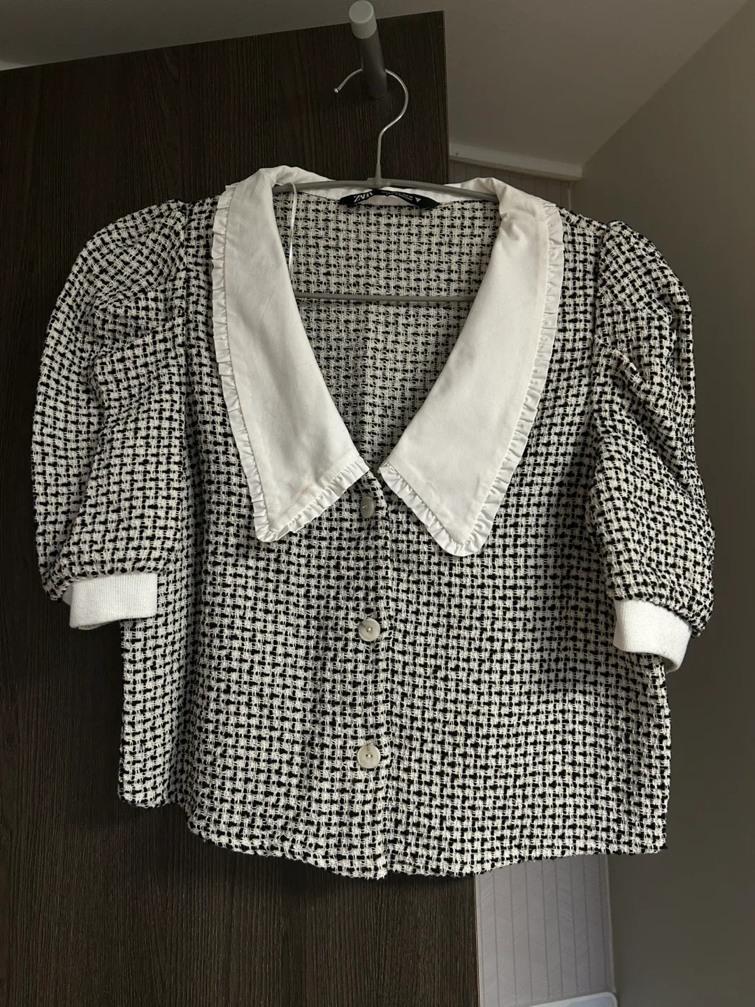 자라 카라니트 s