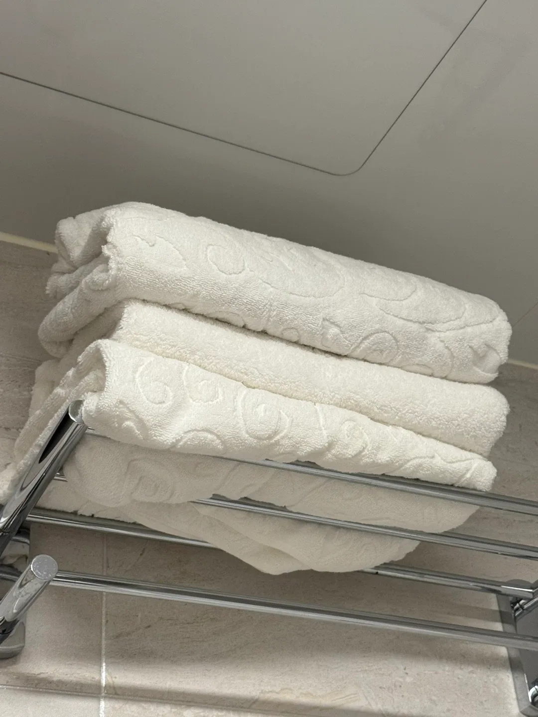 흰색 큰 목욕 타월 3개 중고