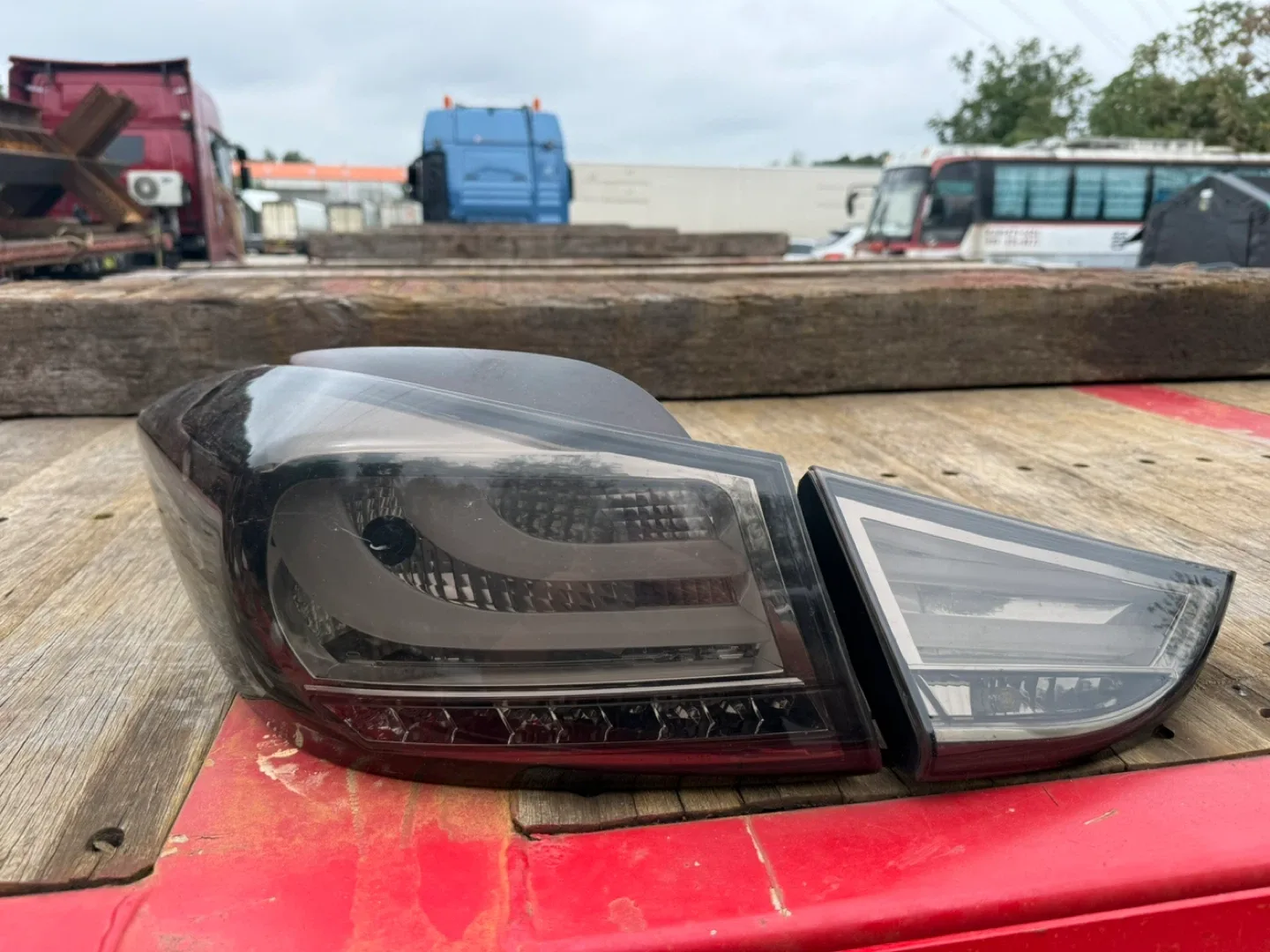 자동차 LED 후미등 (좌우 한 쌍) 현대 아반떼 md