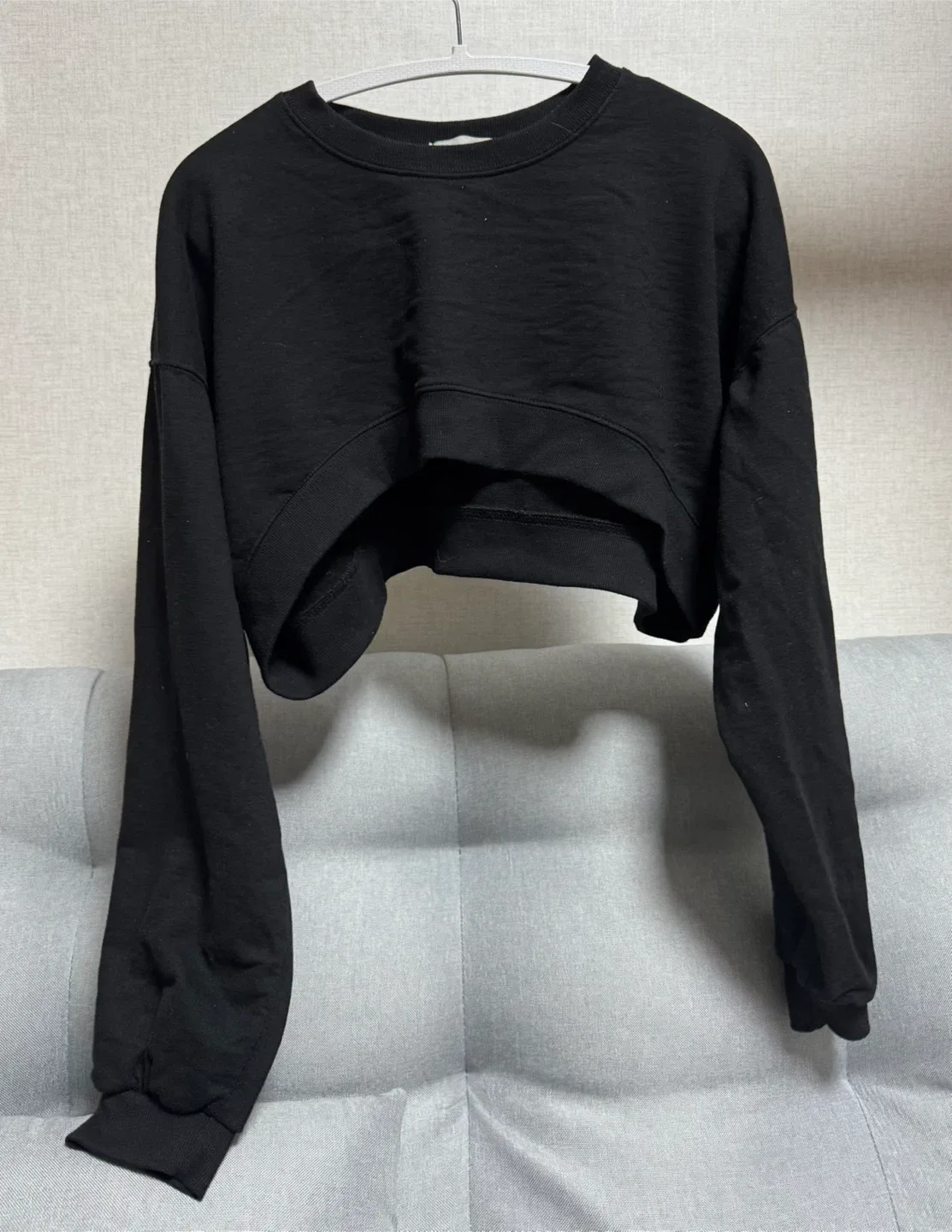 크롭티 팝니다.