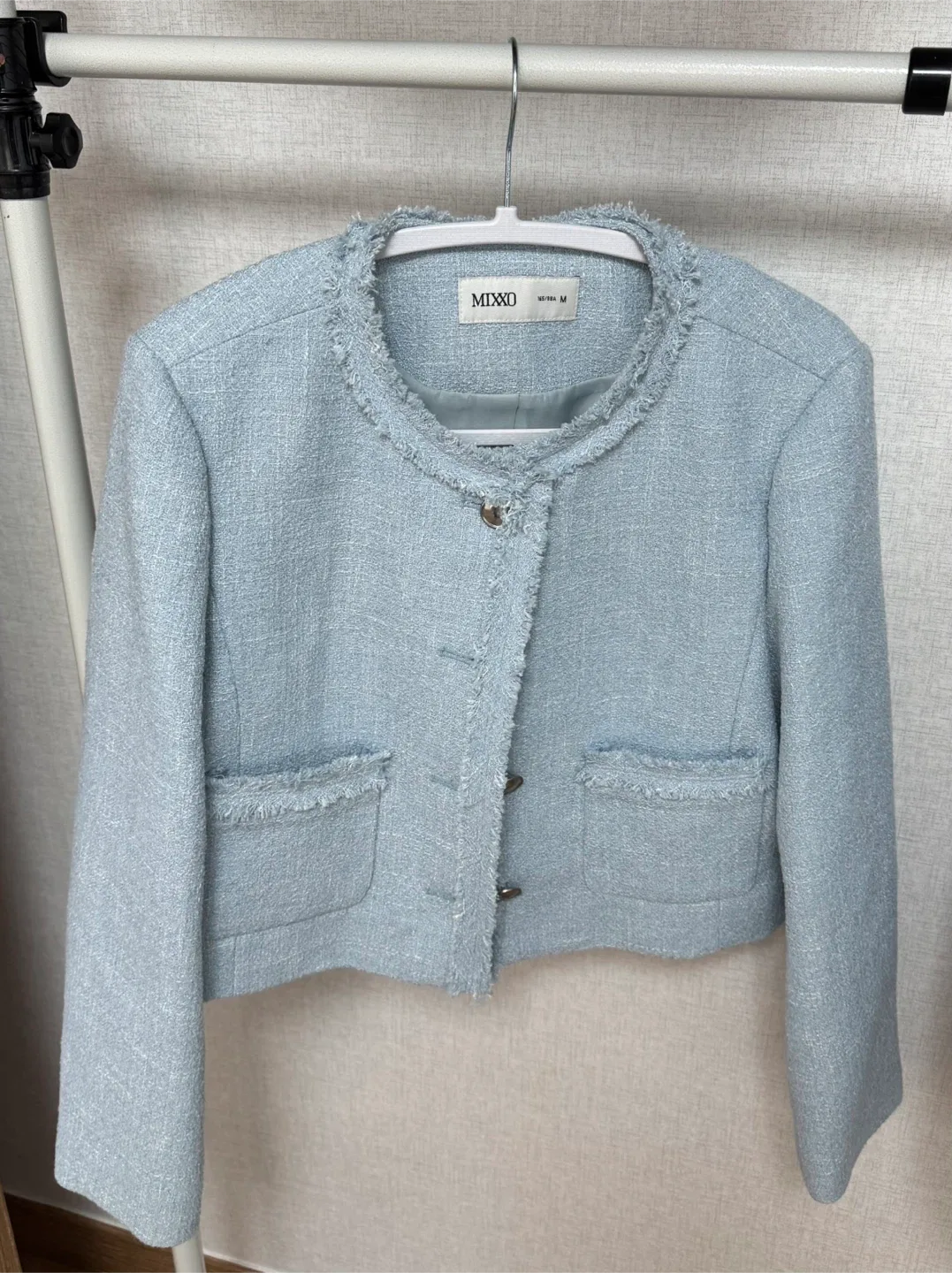 MIXXO 크롭 자켓 팝니다.