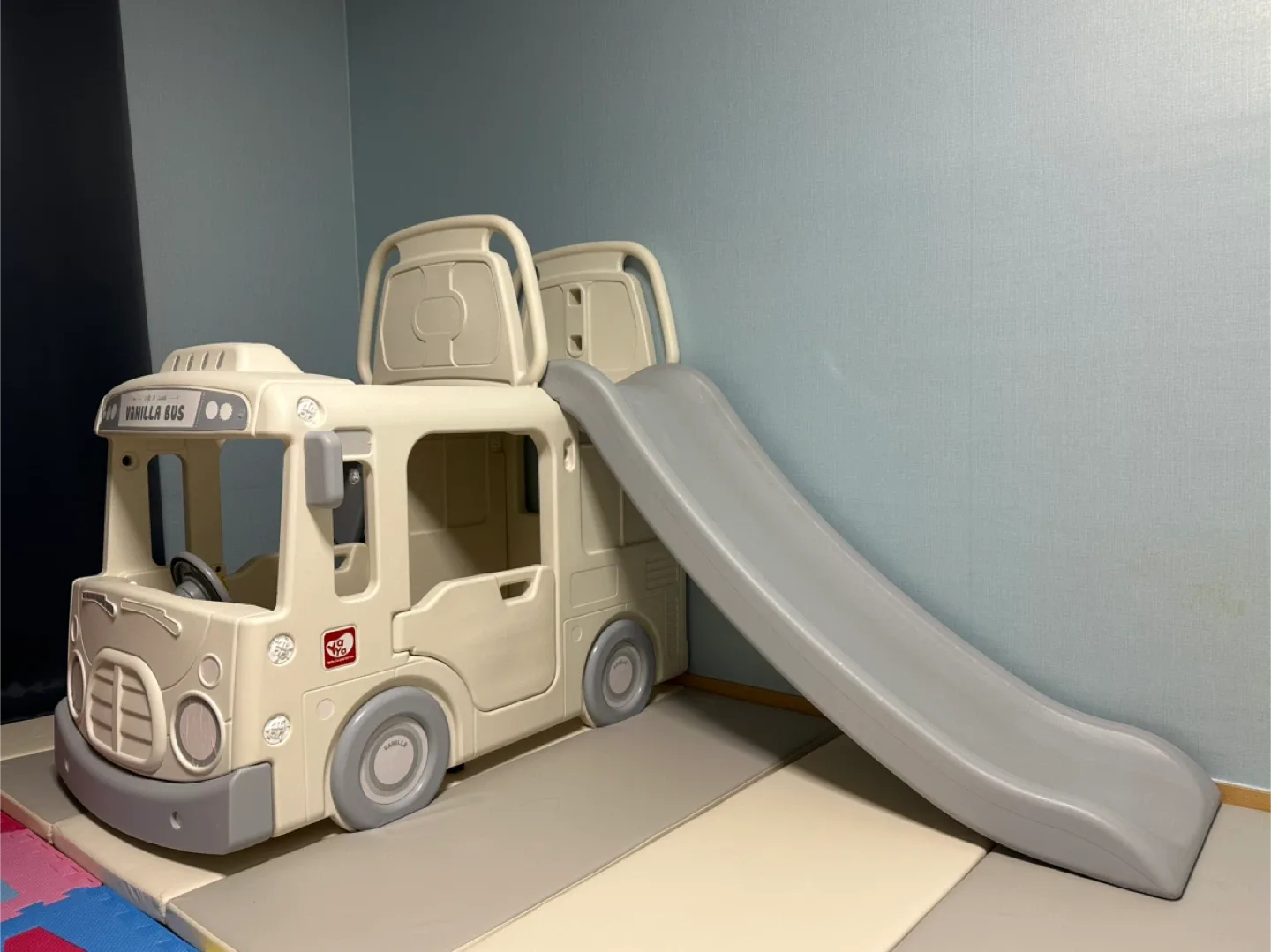 야야 바닐라 버스 미끄럼틀