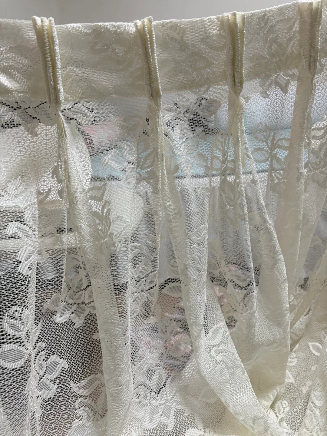 아이보리 레이스 커튼