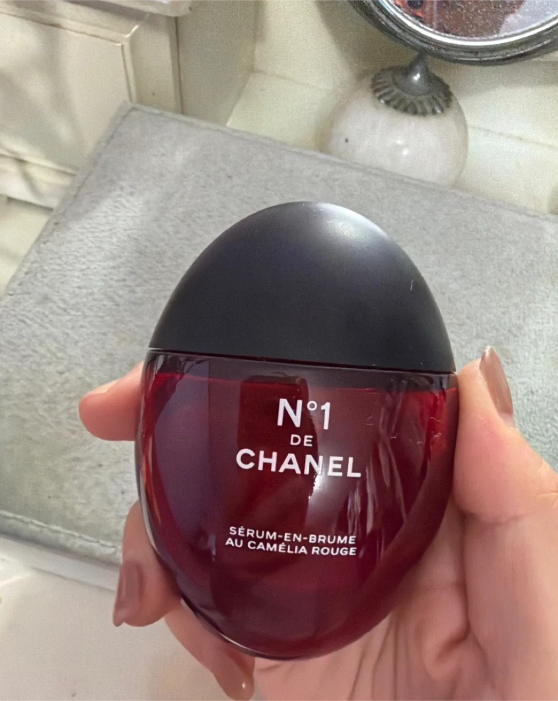 샤넬 레드 까멜리아 세럼 인 미스트(중고)판매합니다:)
