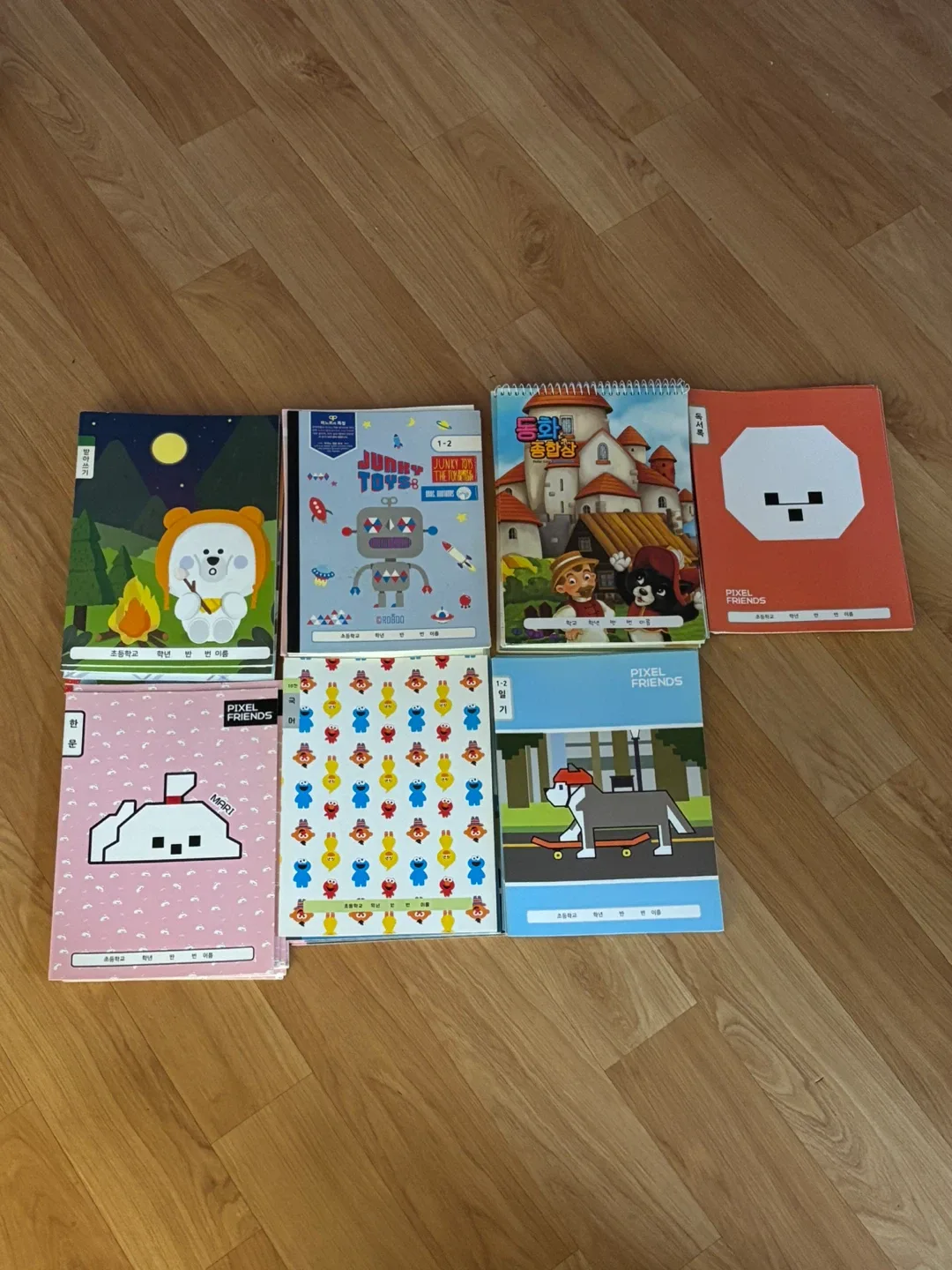 학습공책, 공책, 노트 묶음 싸게 가져가실 분 구해요~^^ (1,500원 부터)