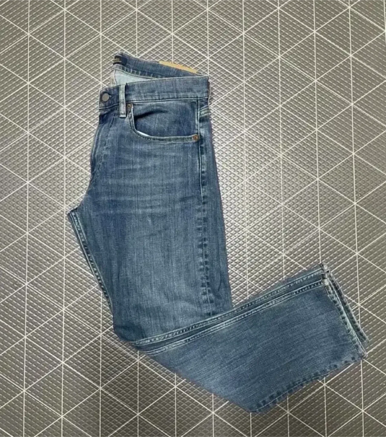 [중고] 폴로 청바지  허리 : 31 기장 : 사진첨부(오차 있을 수 있음)