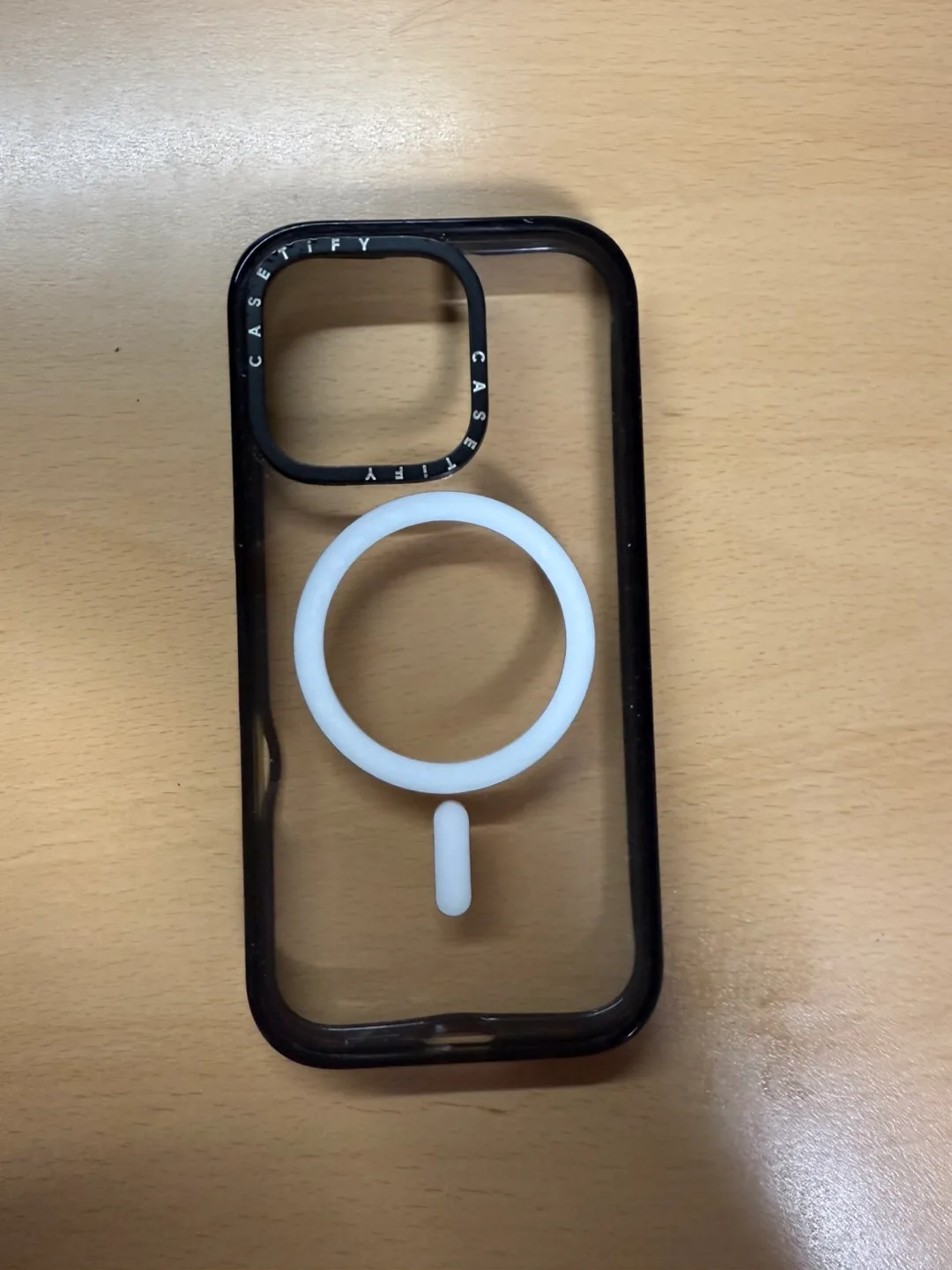 아이폰 16프로 케이스티파이 케이스 판매합니다.