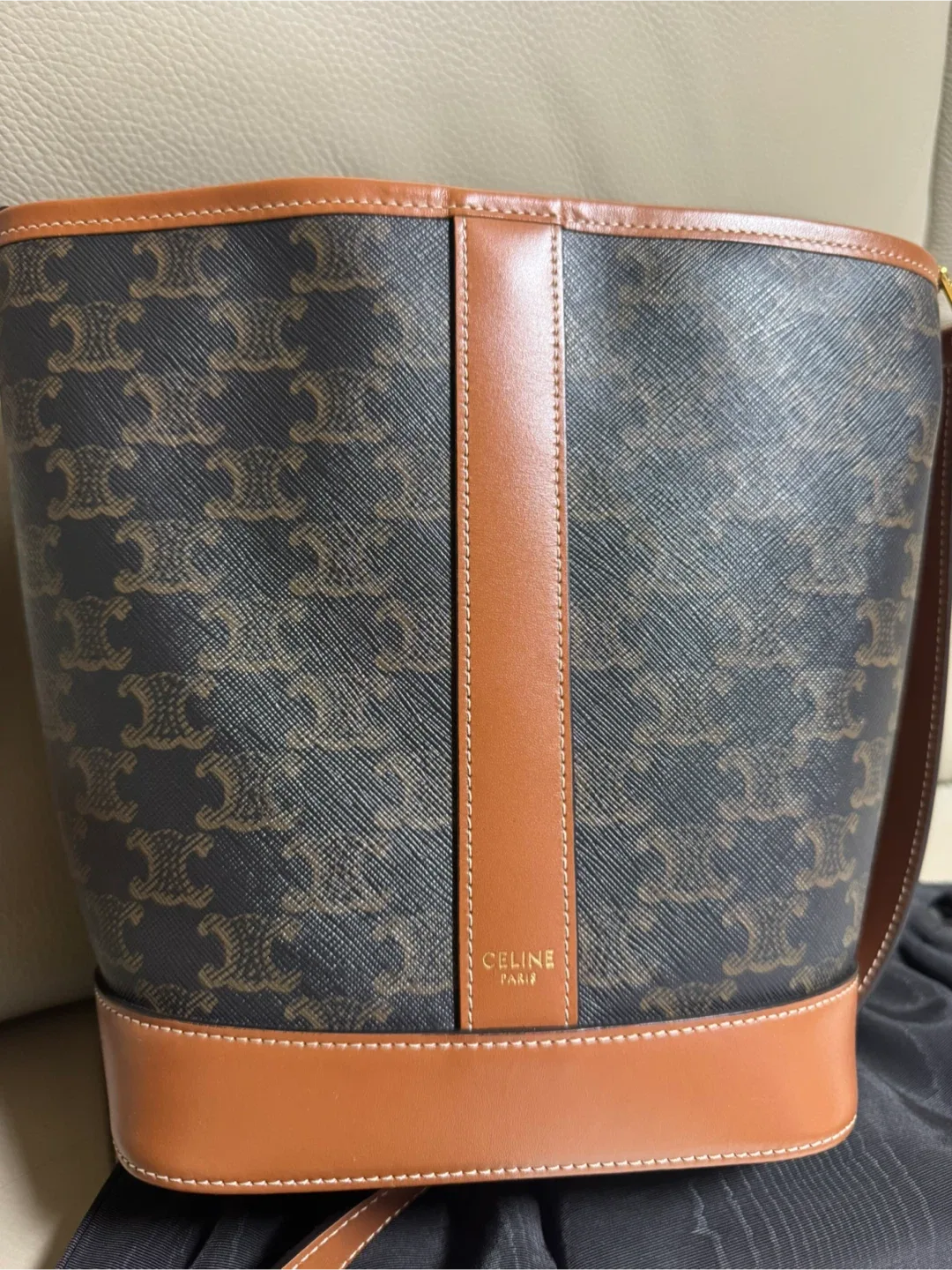 (중고)셀린느 스몰 버킷백 트리오페 스몰