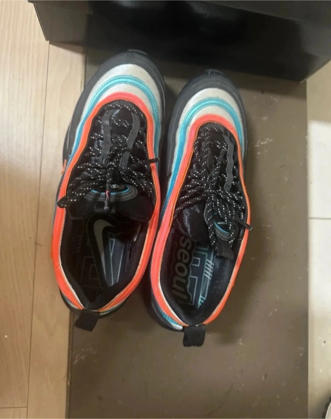 275)나이키 에어맥스97 네온 서울