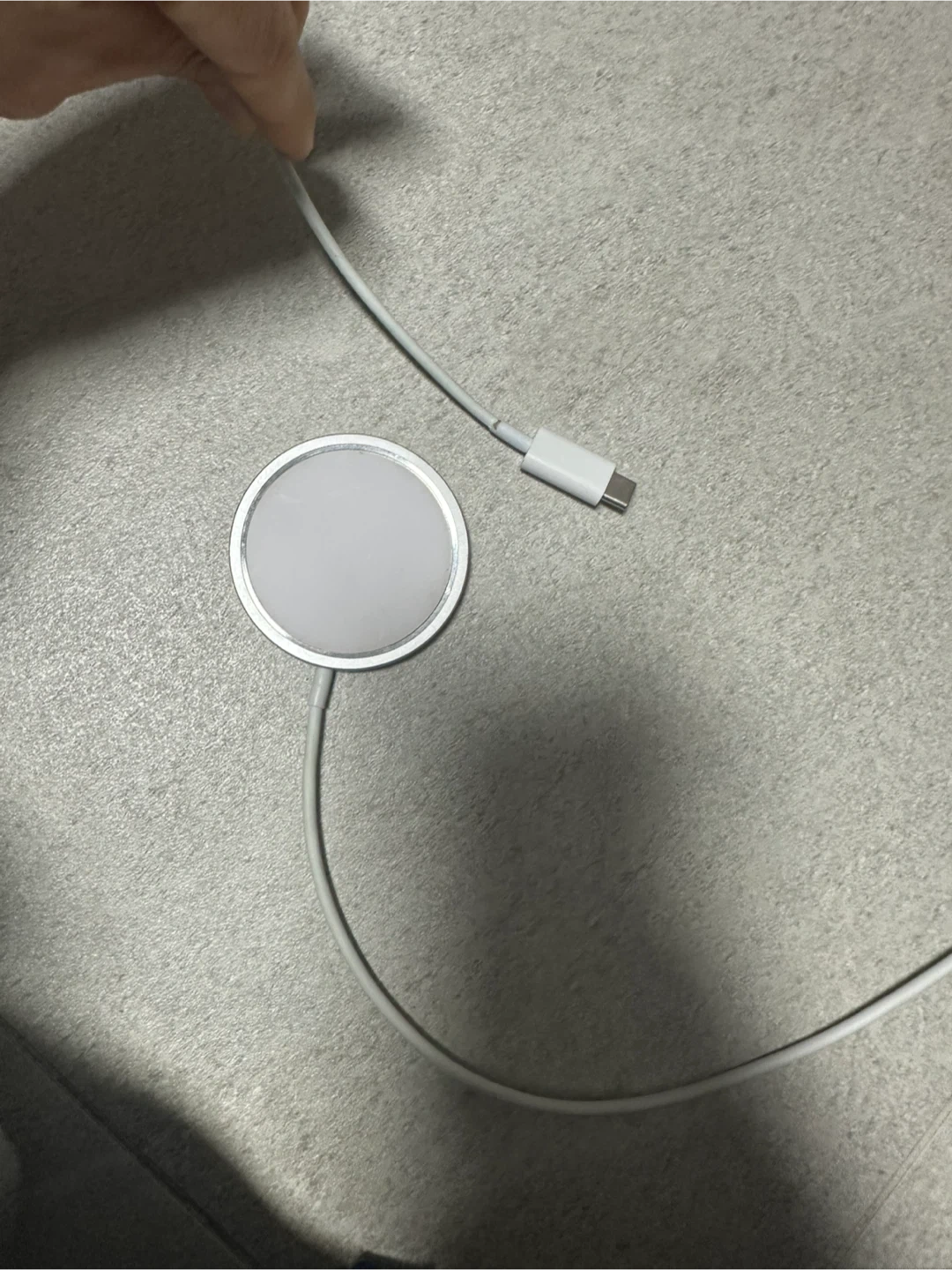 맥세이프 충전기 USB-C