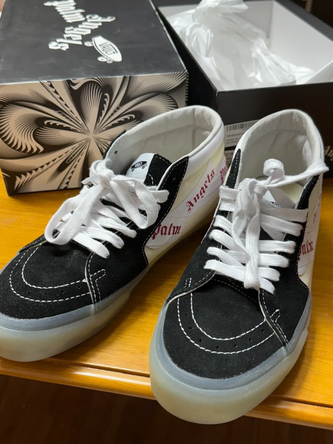 반스 x 팜엔젤스 스케이트 미드 250 극미중고