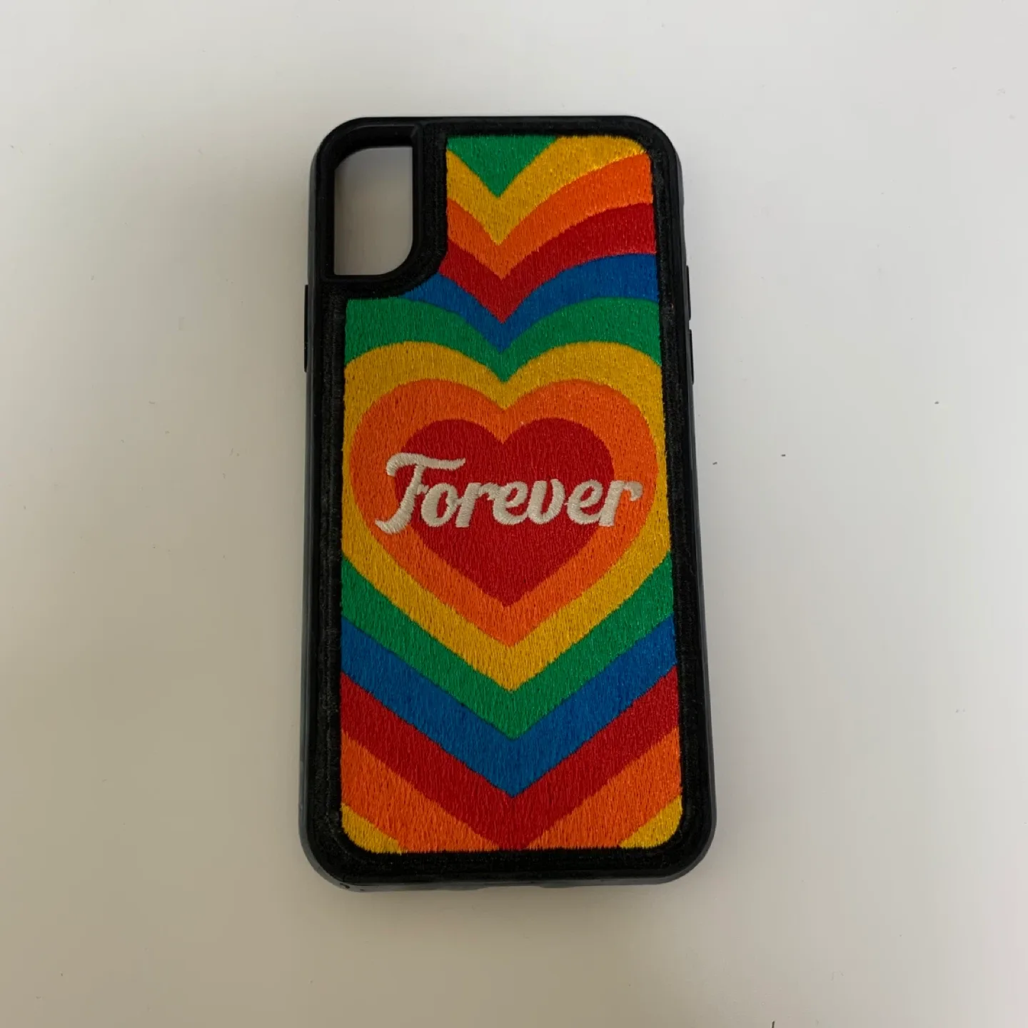 아이폰XS 위글위글 자수 패치 폰케이스