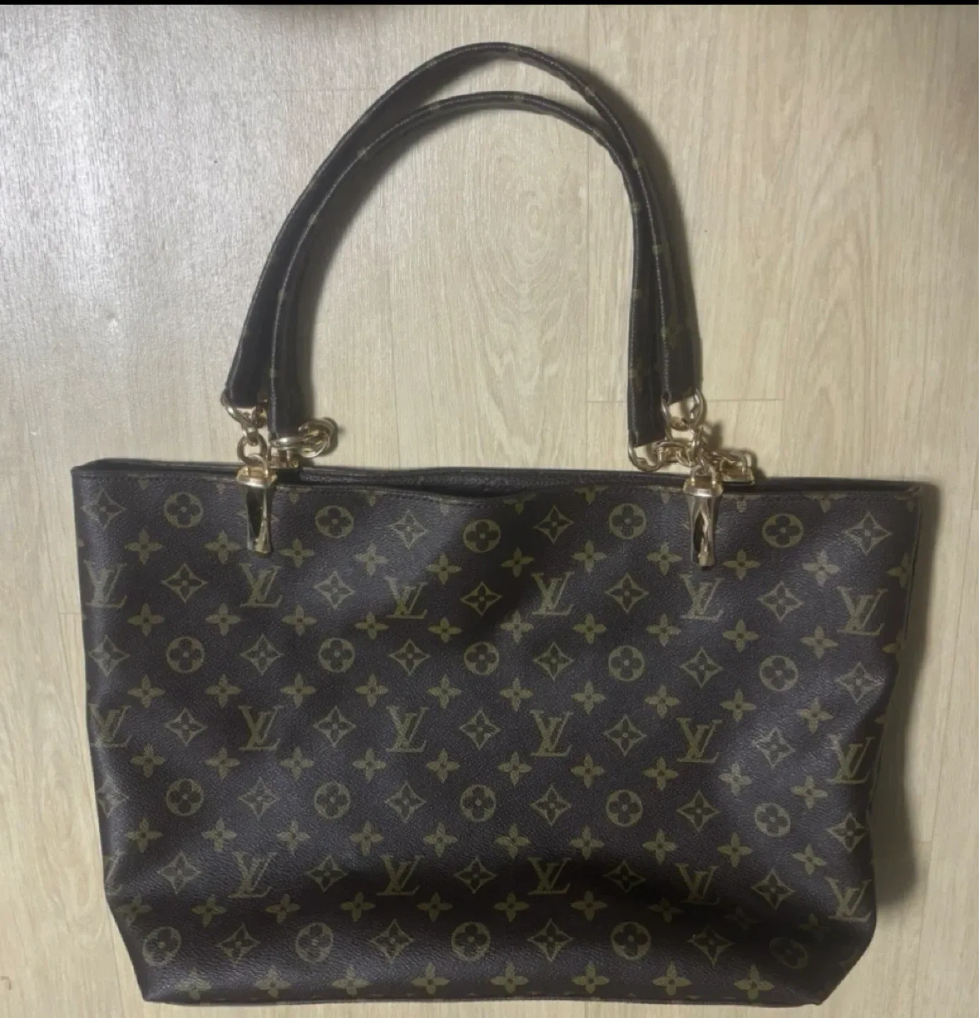 루이비통 데일리 백🔥