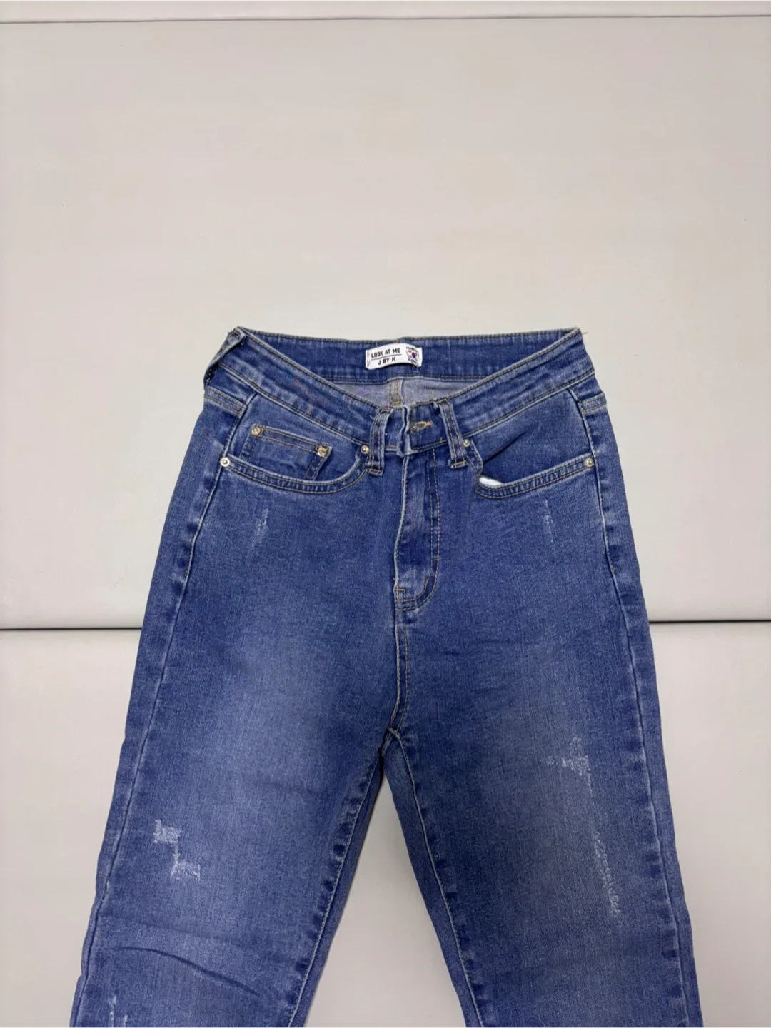 밑단 포인트 스키니진