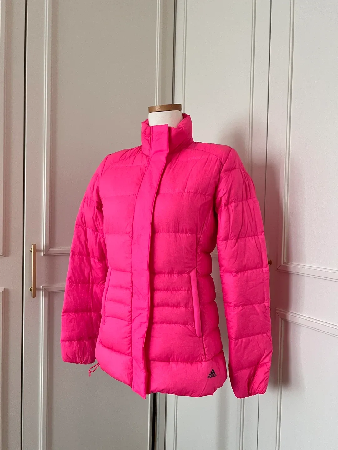 아디다스 경량패딩 XS