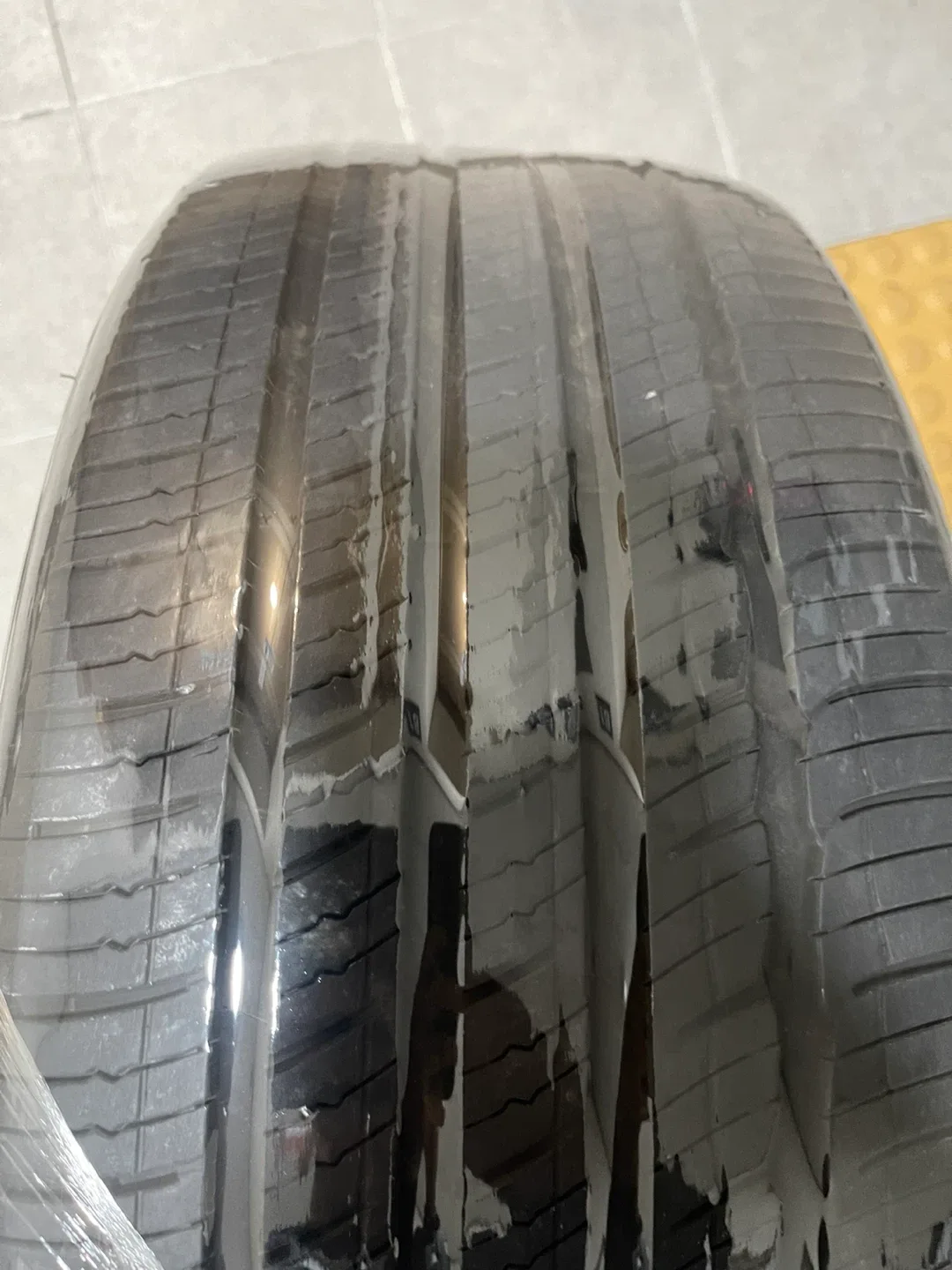 미쉐린 Primacy Tour A/S 245 50 20 중고1개 팝니다