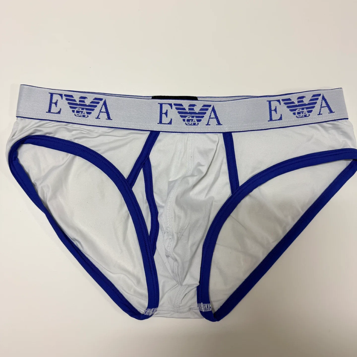 엠포리오 아르마니 M사이즈 삼각 2종류 중고