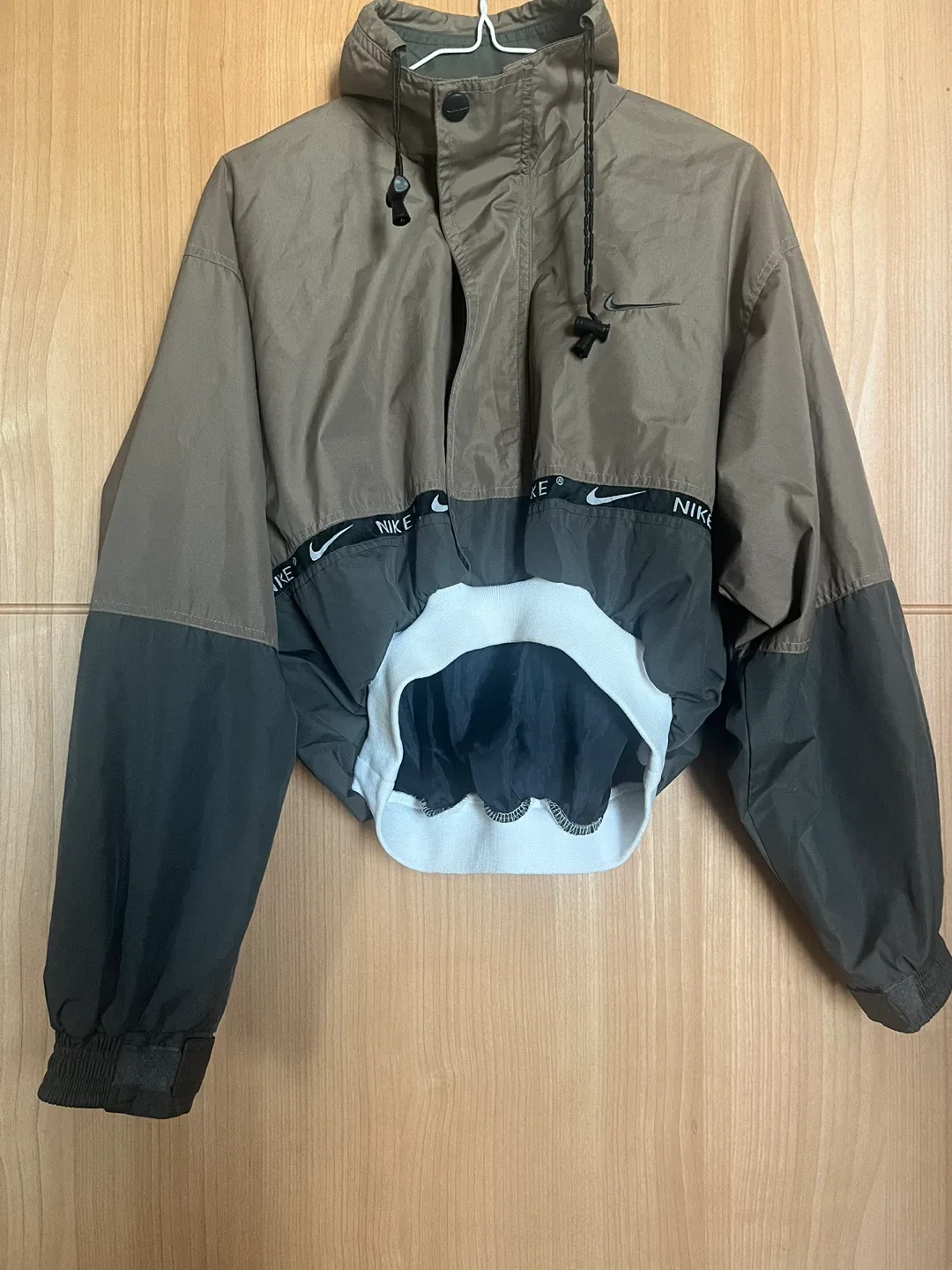 나이키 후드 반크롭 바람막이