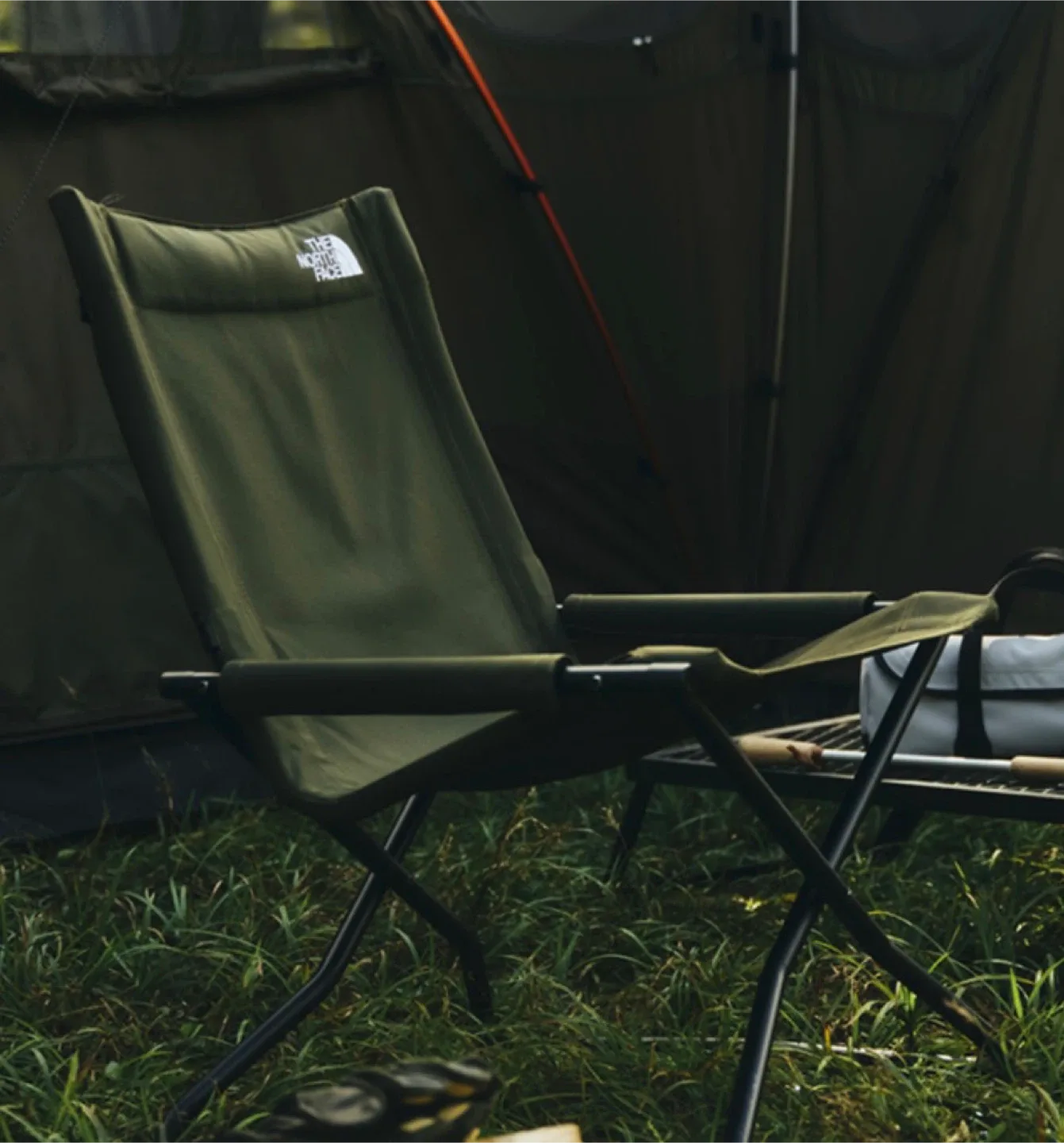 노스페이스 티엔에프 캠프 체어(카키색)