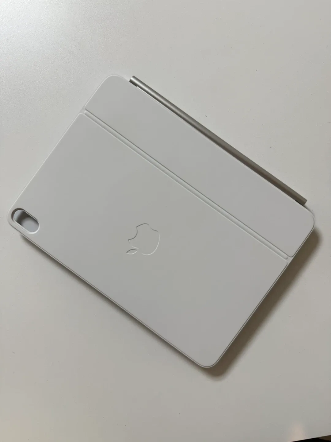 애플 매직 키보드 iPad Air M3/M2 모델용 화이트