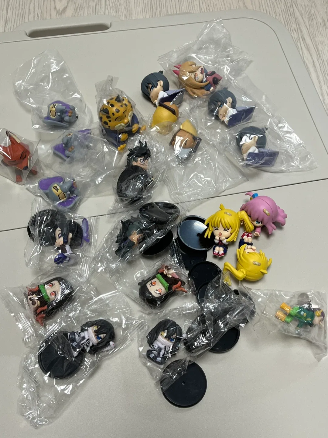 가챠, 피규어 판매