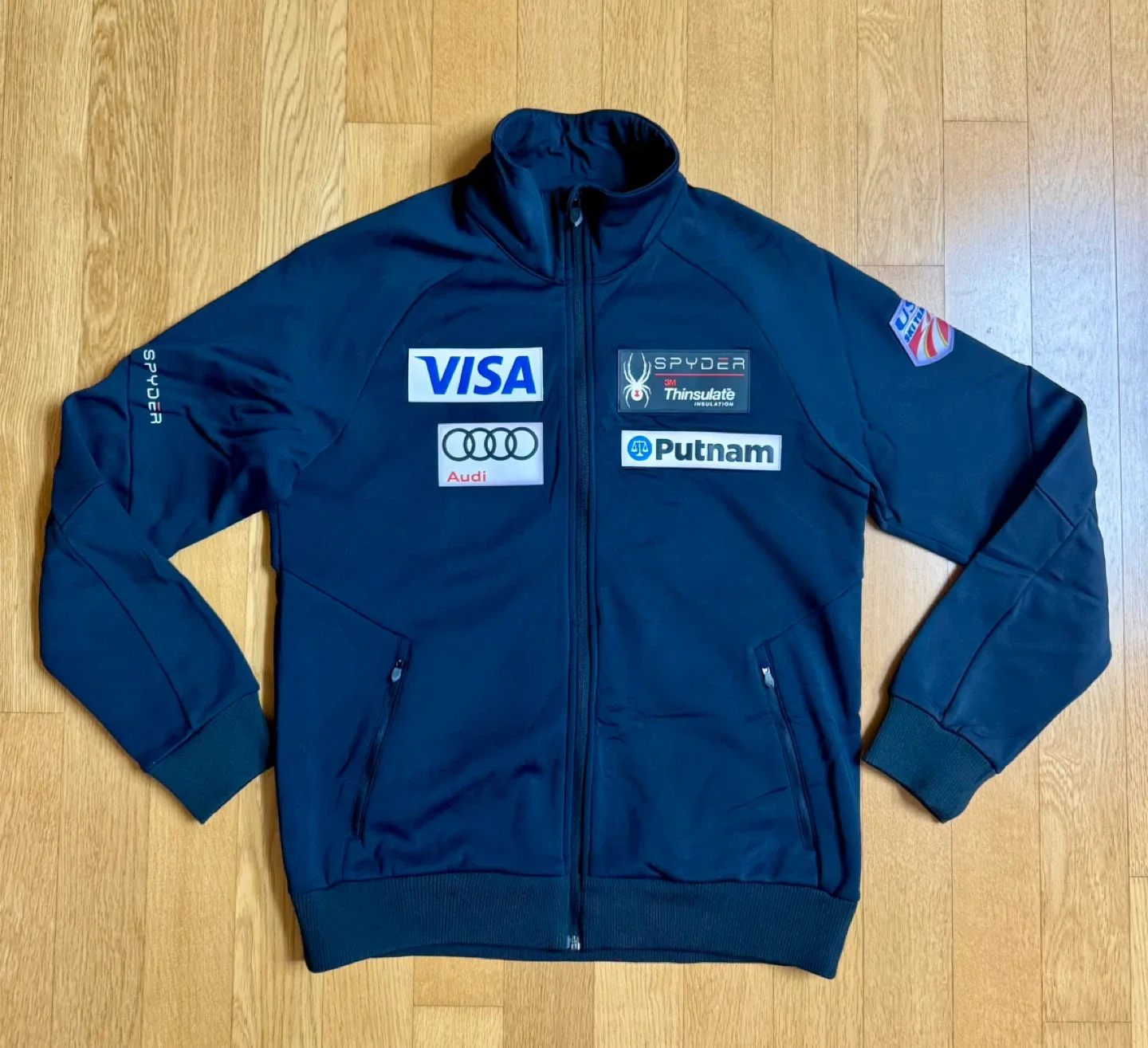 스파이더 트레이닝 집업 M사이즈 중고팝니다.