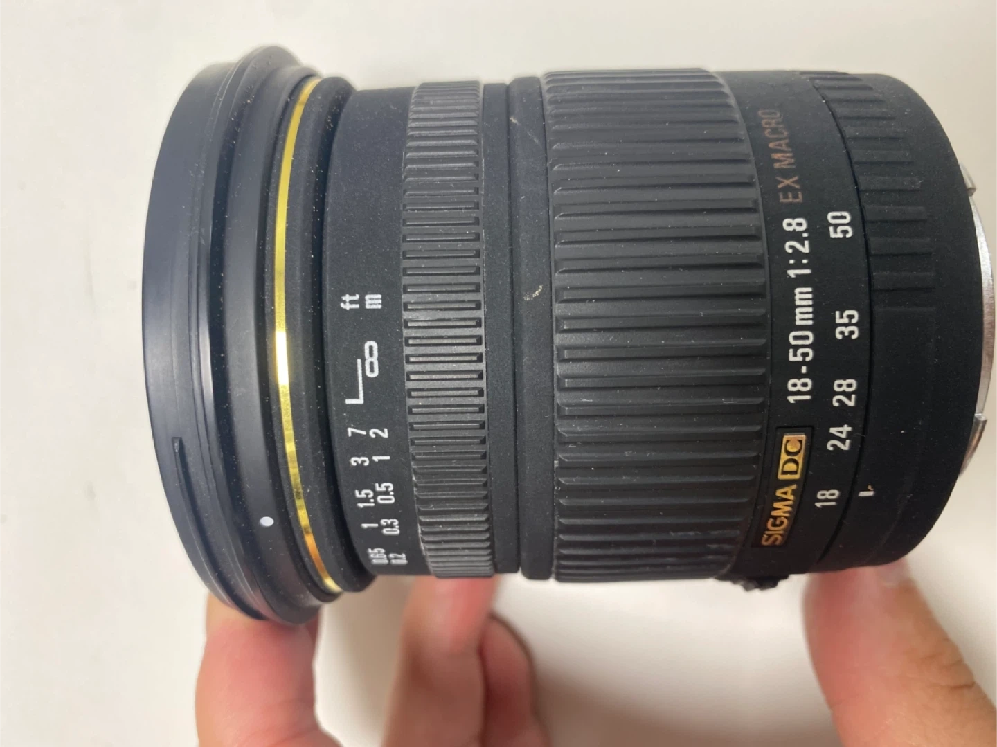 시그마 18-50mm F2.8 EX MACRO 렌즈
