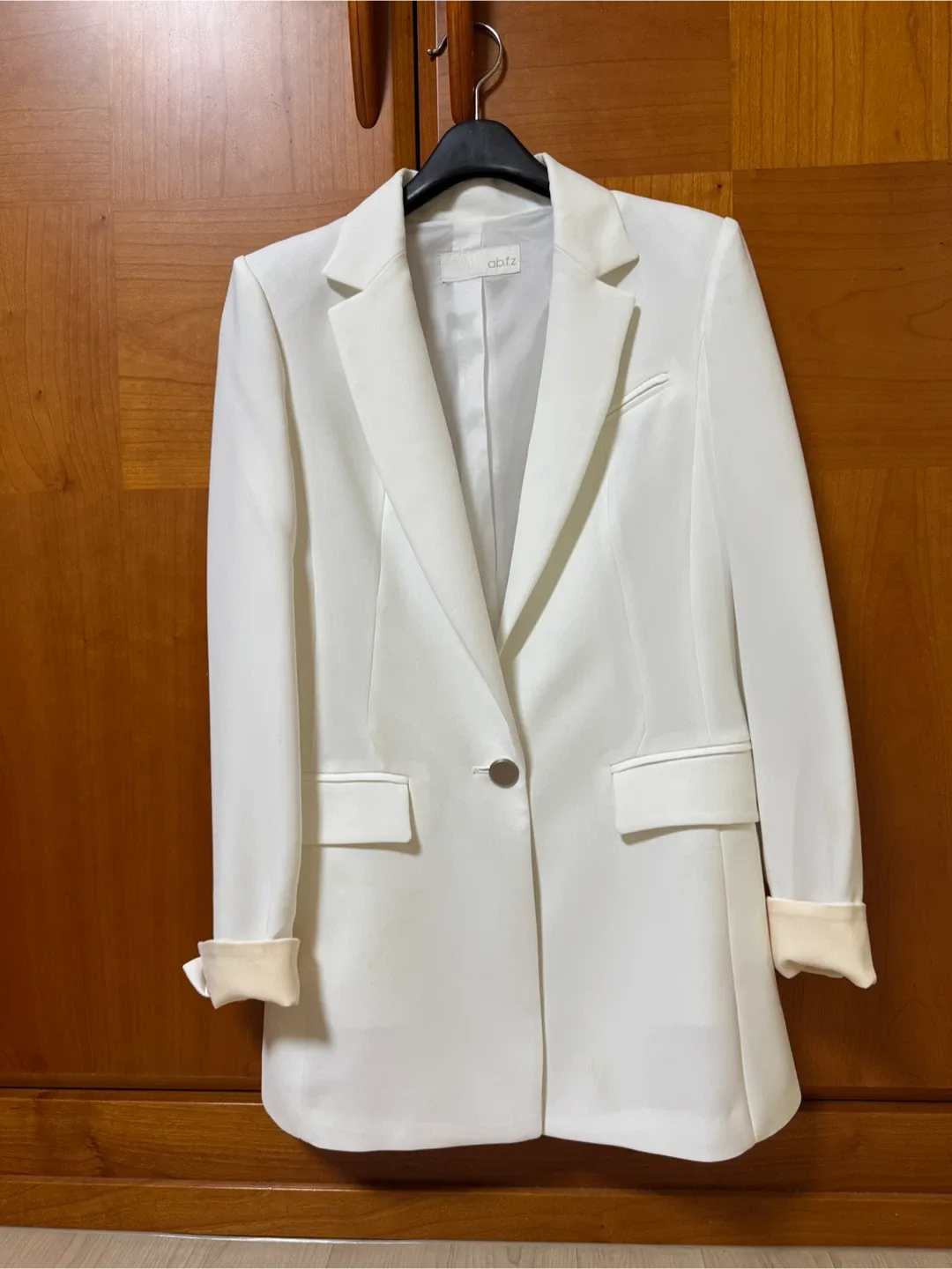 abfz 자켓. 55사이즈, 흰색입니다.