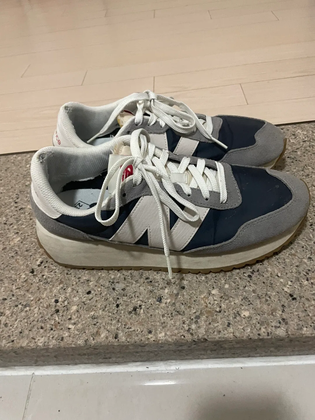 뉴발란스 237 운동화 260mm