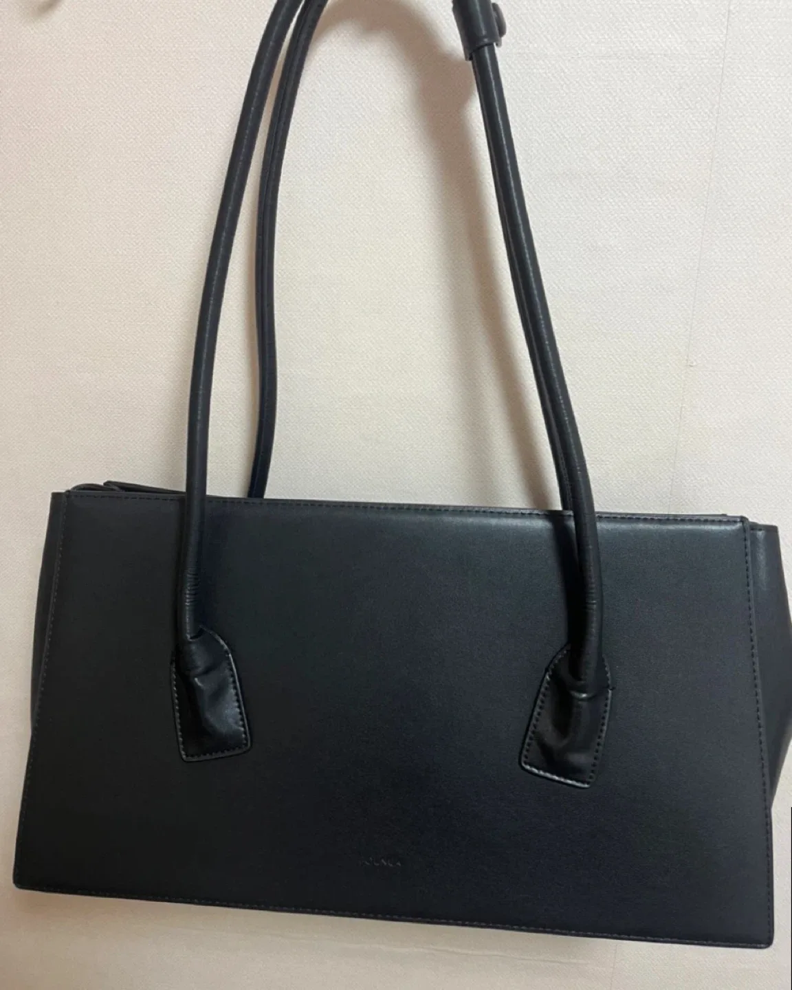 폴뉴아/아떼/투티에/시엔느/드파운드/ 스탠드오일/더로우