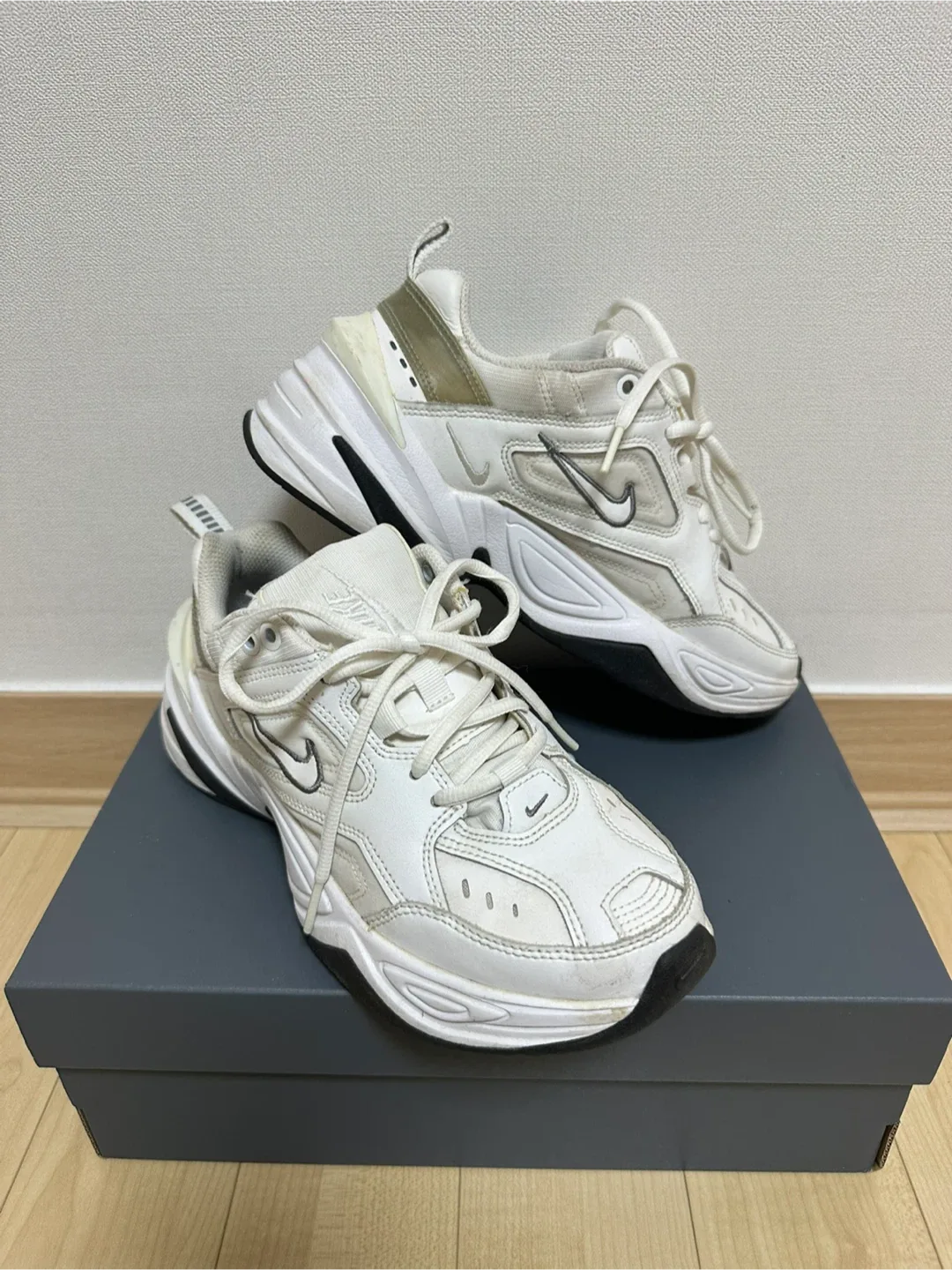 나이키 운동화 (사이즈235)